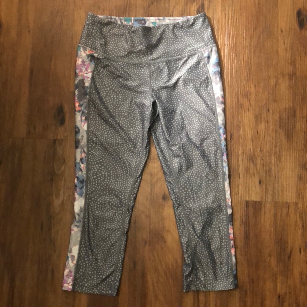 Eddie Bauer Capri leggings